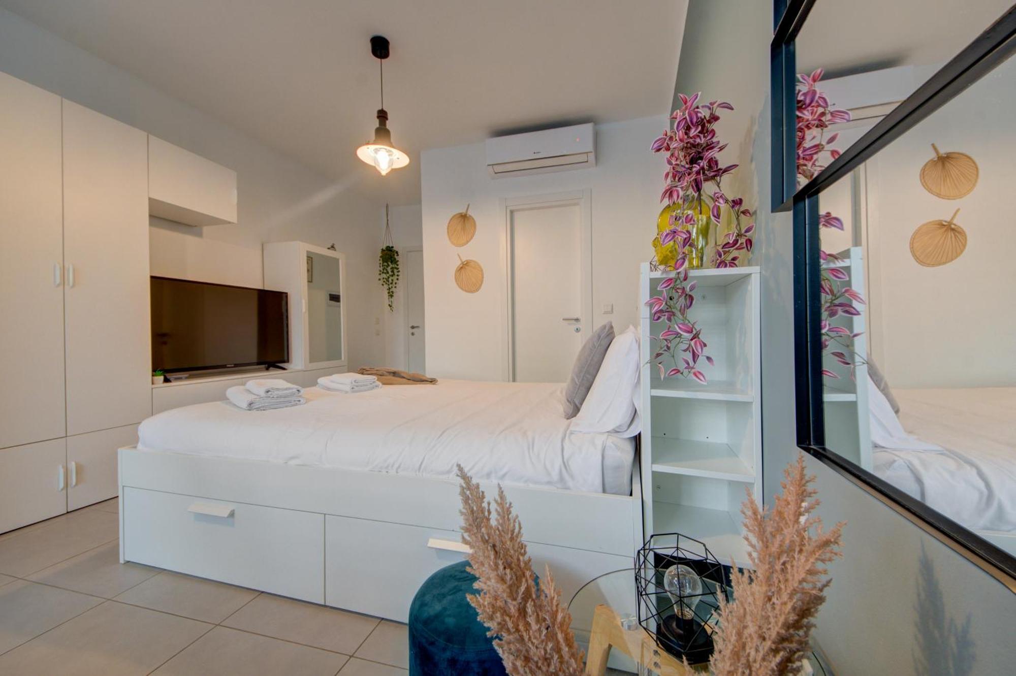 Cosy Penthouse In Hamrun - Walking Distance To Valletta Exterior photo